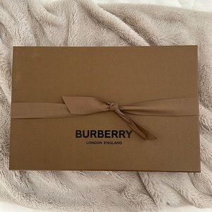 Burberry box 15”x10”x2.5”